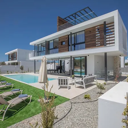 The Ultimate 5 Star Holiday In With Private Pool And Close To The Beach 1705 Villa