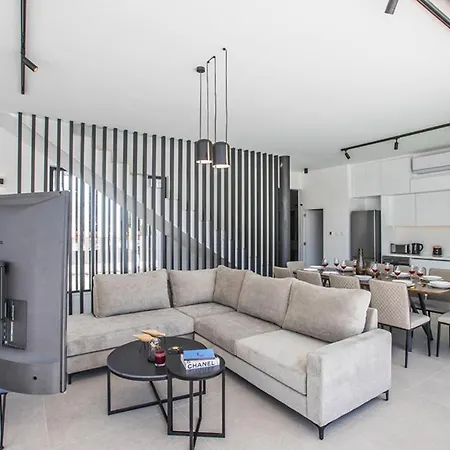 Villa The Ultimate 5 Star Holiday In With Private Pool And Close To The Beach 1705 Protaras