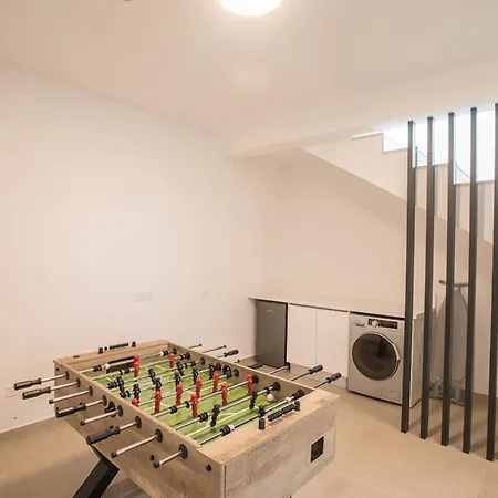 The Ultimate 5 Star Holiday In With Private Pool And Close To The Beach 1705 * Protaras